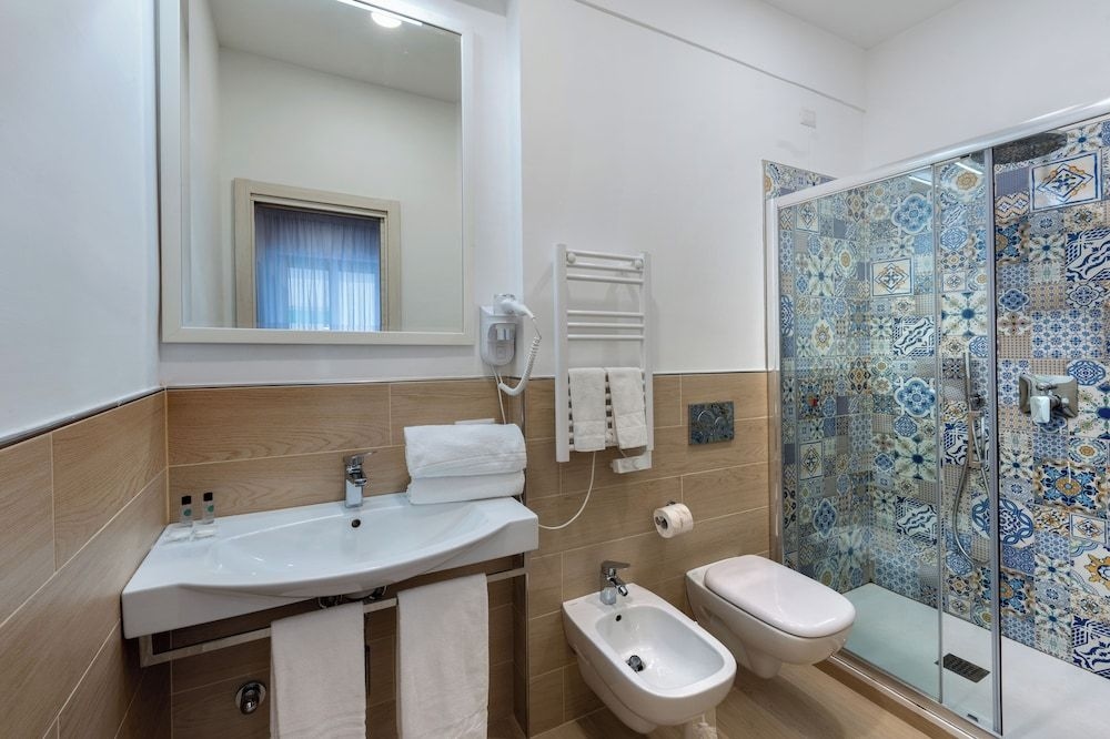 Hotel Linda3