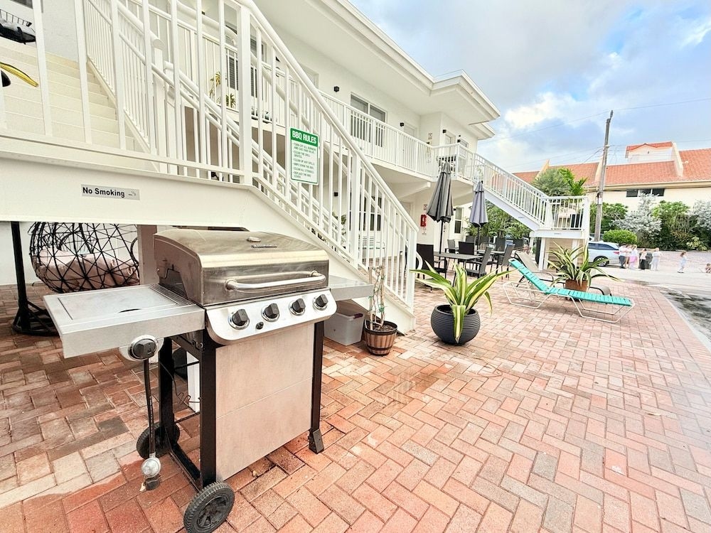 Southwinds Inn4