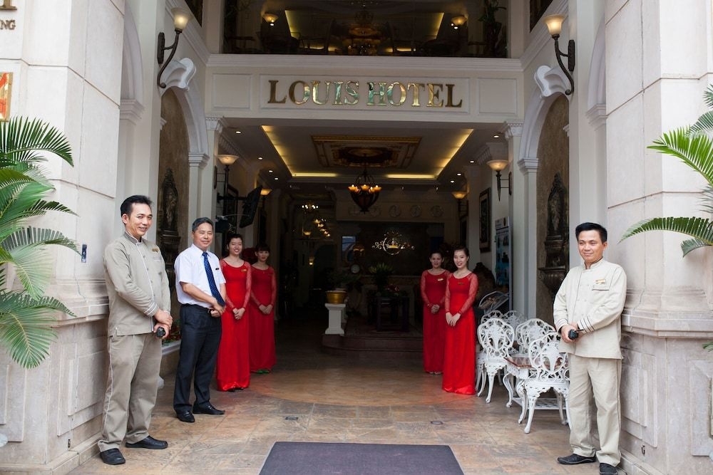 Louis Hotel2