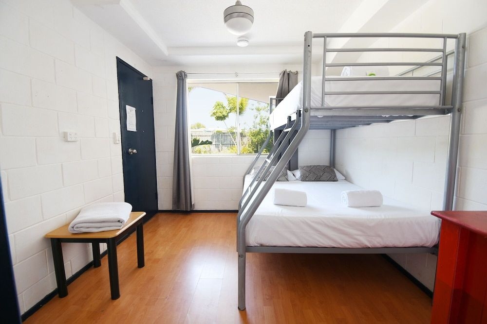 Caloundra Backpackers2