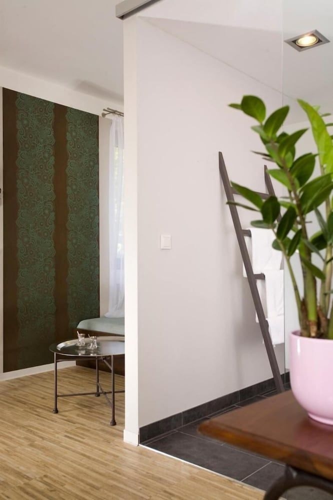 Pension Mariposa - Design Chambers1