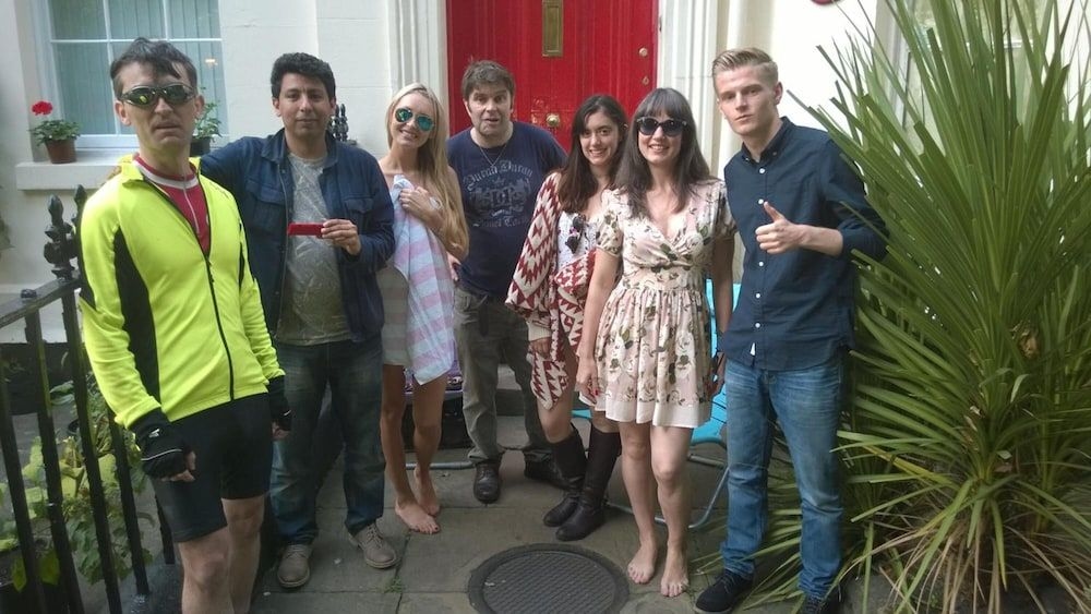 Embassie Backpackers0