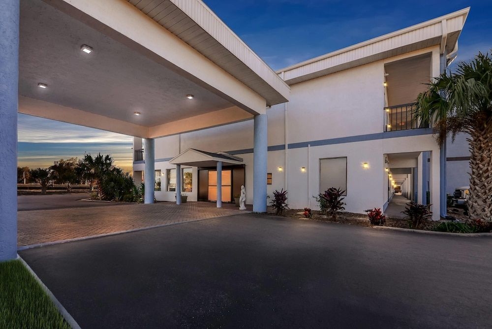 Quality Inn - Weeki Wachee2