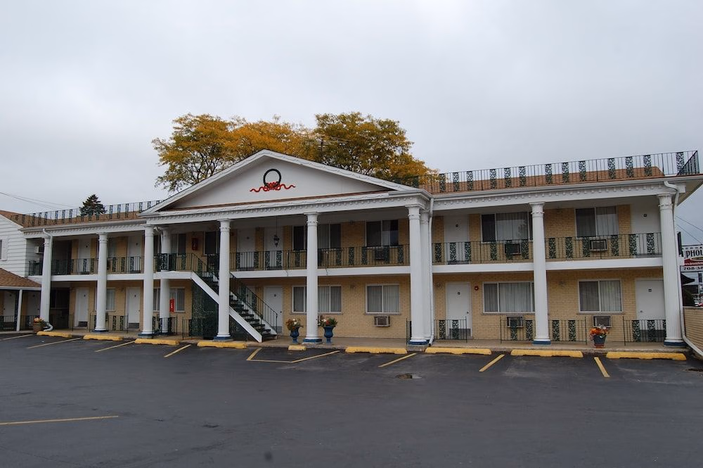 Colony Motel3