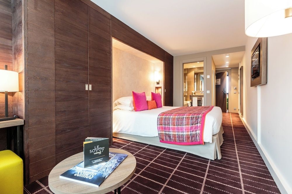 Hotel Le Savoy0
