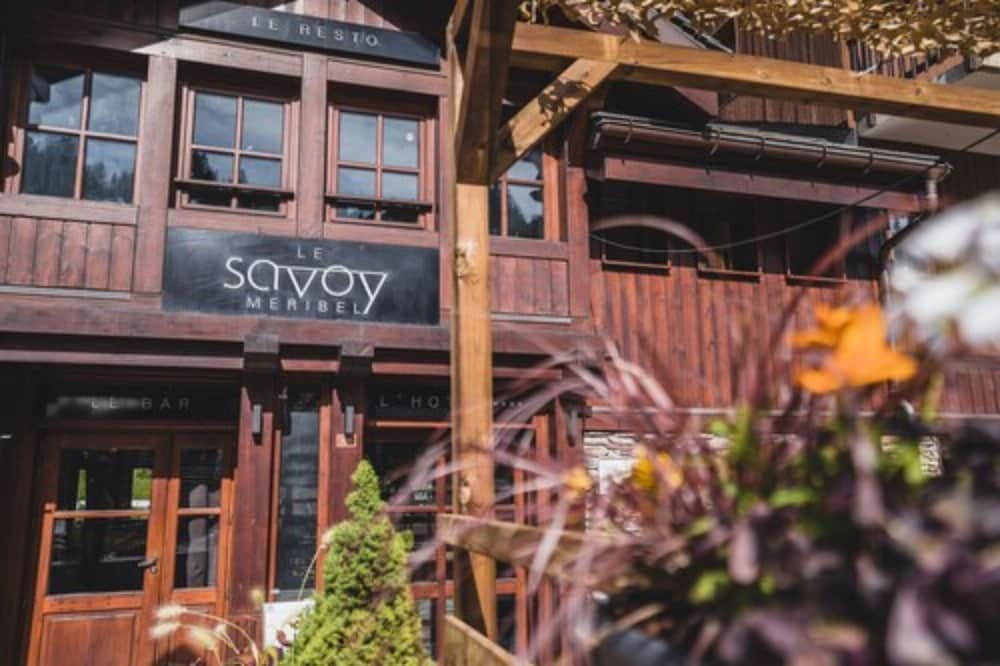 Hotel Le Savoy1
