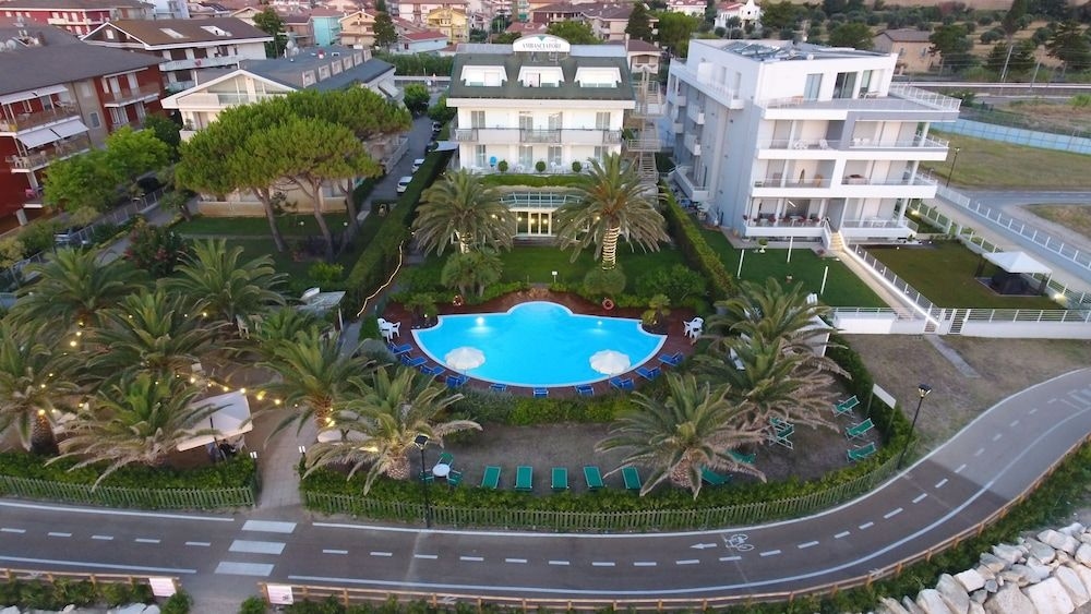 Hotel Ambasciatori4