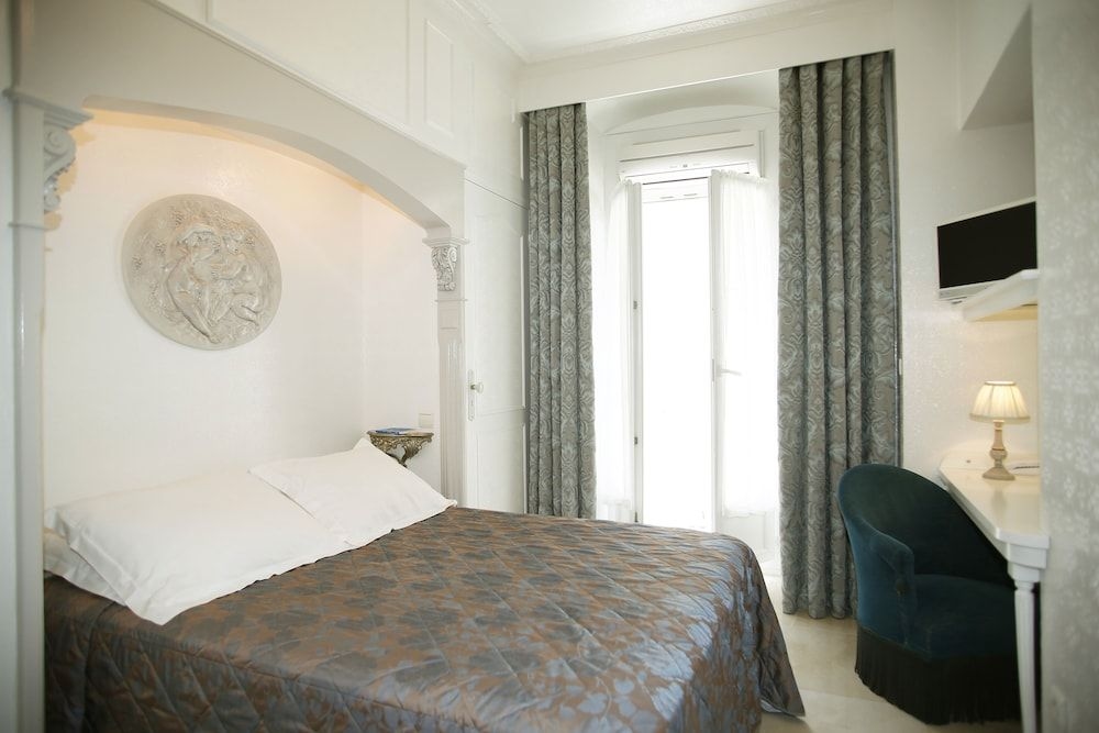 Le Magnolia0