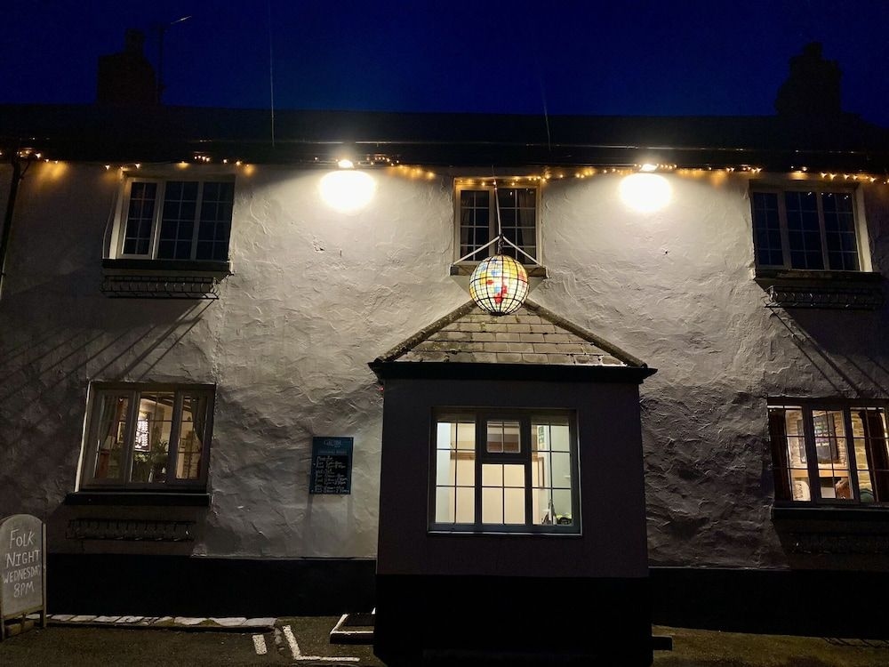 The Globe Inn1