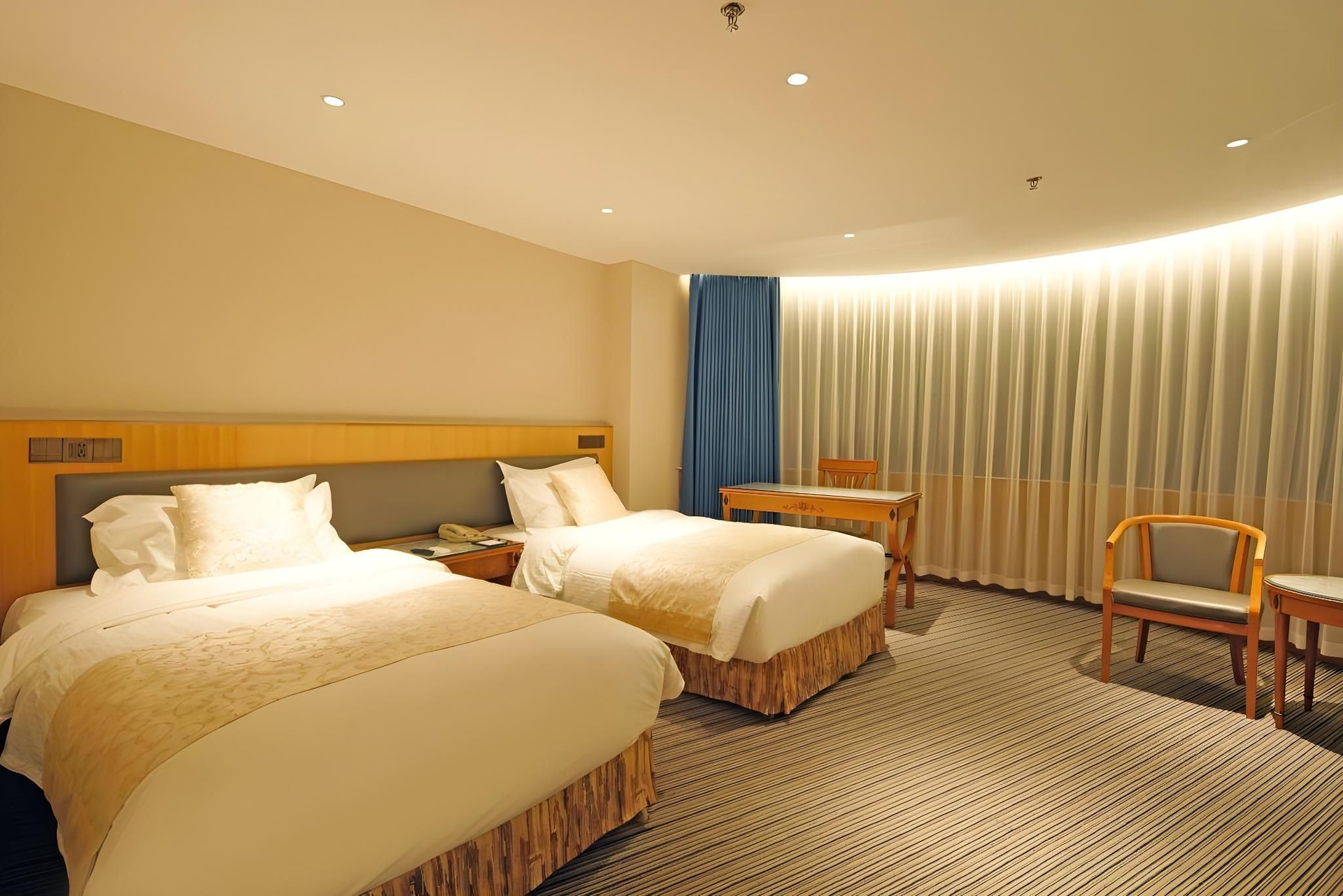 โรงแรมอู๋ฮั่น เอเชีย (Wuhan Asia Hotel)1