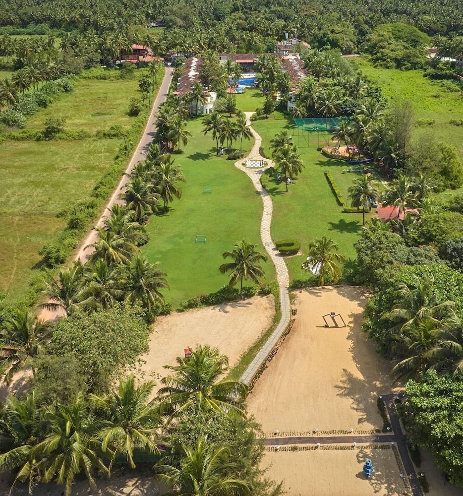 รอยัล ออร์คิด บีช รีสอร์ท&สปา กัว (Royal Orchid Beach Resort & Spa)1