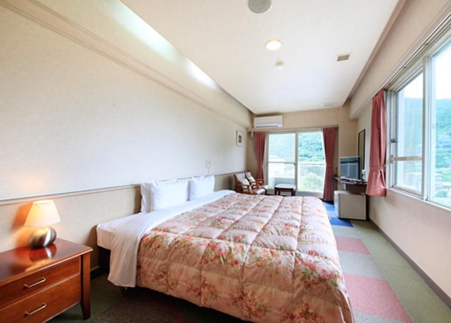โฮเต็ล อะซูกะ (Hotel Asuka)0