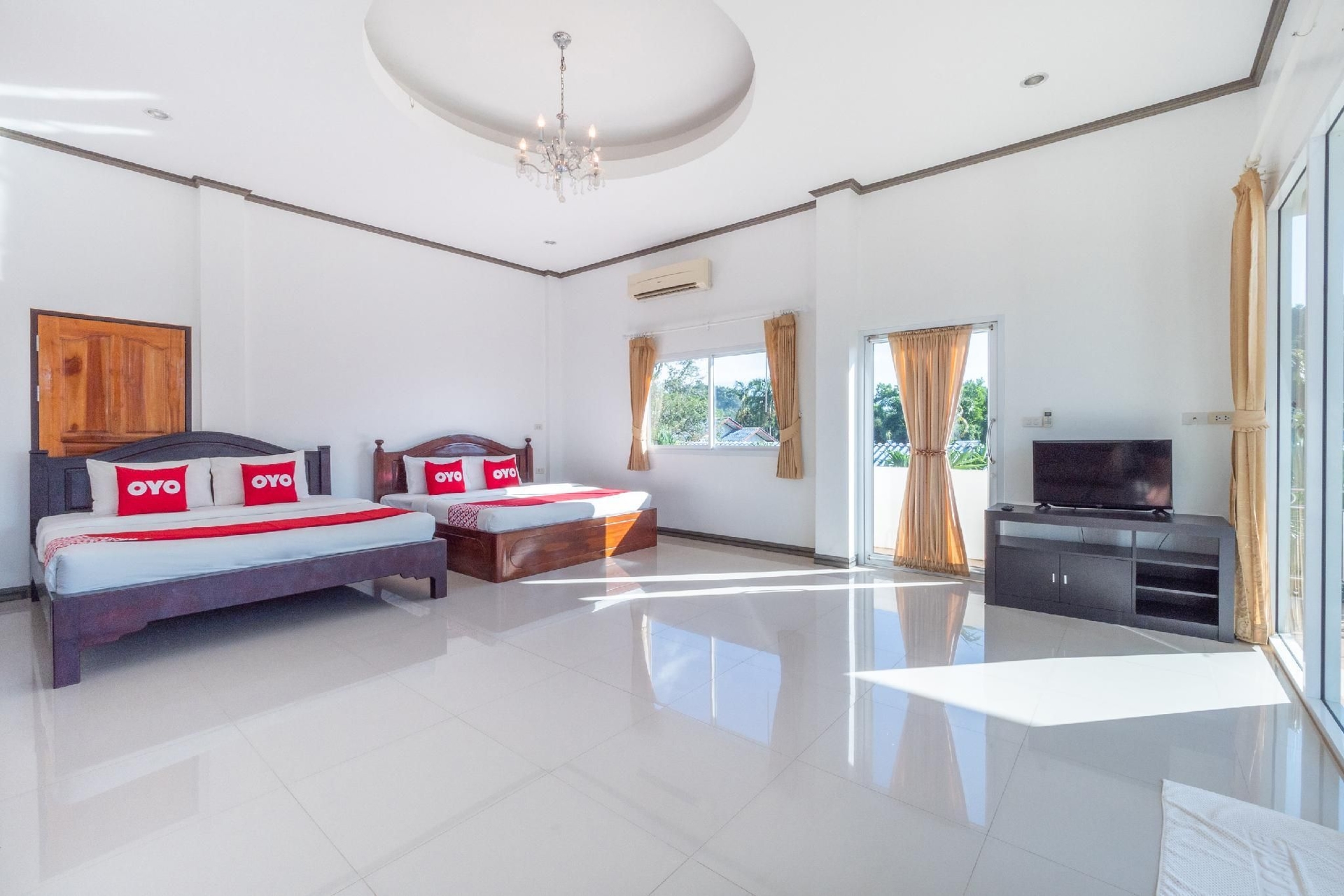OYO 918 Kachapol Hotel4