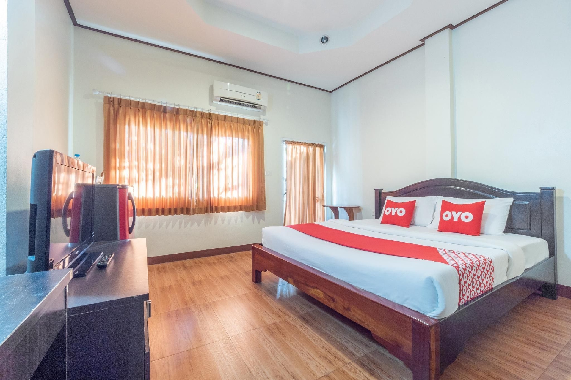 OYO 918 Kachapol Hotel3