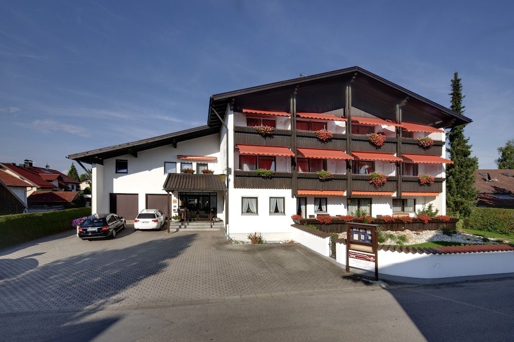 Appartementhaus Absmeier1