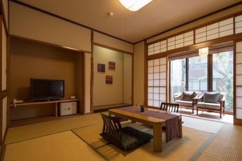 Niemonya Hotel1