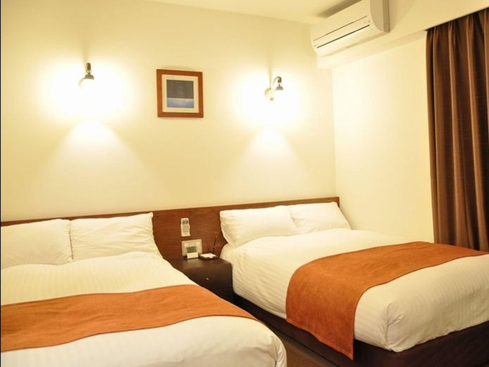 โรงแรมโนอาห์ (Hotel Noah)0