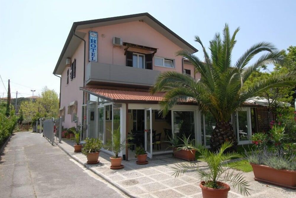 Hotel Patrizia2