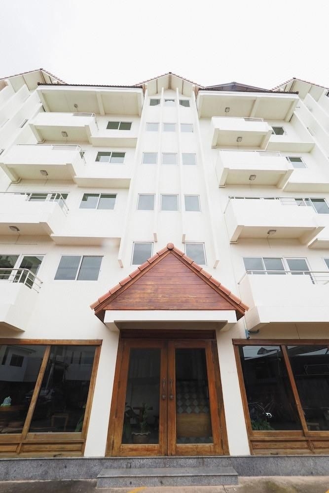 โรงแรมฟ้าเพลส (Fah Place Hotel)4