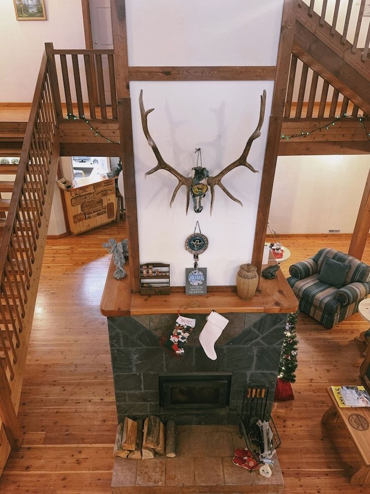 Alpine Meadows Lodge2