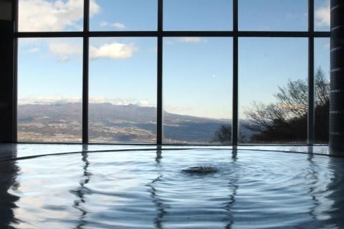 อิกะโฮะ ออนเซน ชิงกิ (Ikaho Onsen Shinki)1