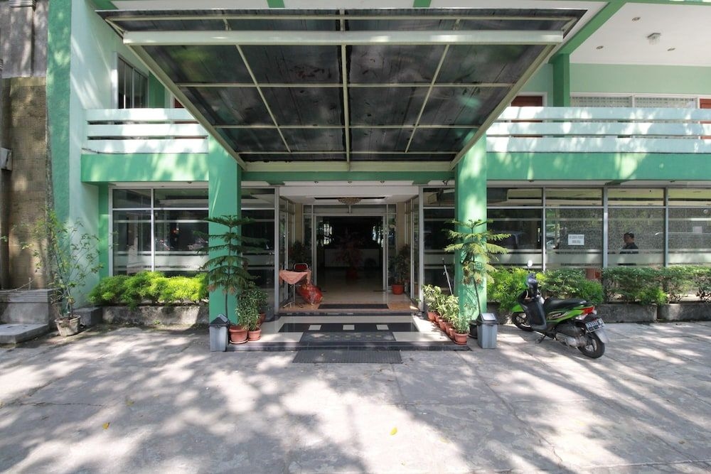 โรงแรมมาริอานี อินเตอร์เนชั่นแนล (Mariani International Hotel)1