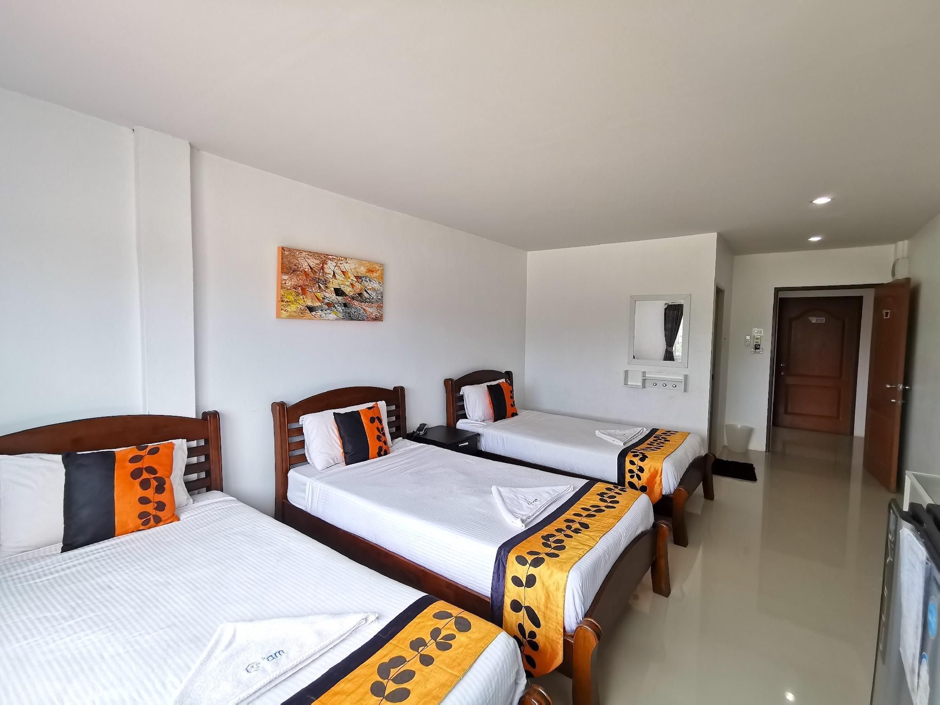เพชรชะอำ พลาซ่าแอนด์รีสอร์ท (Phet Cha-am Plaza and Resort)3