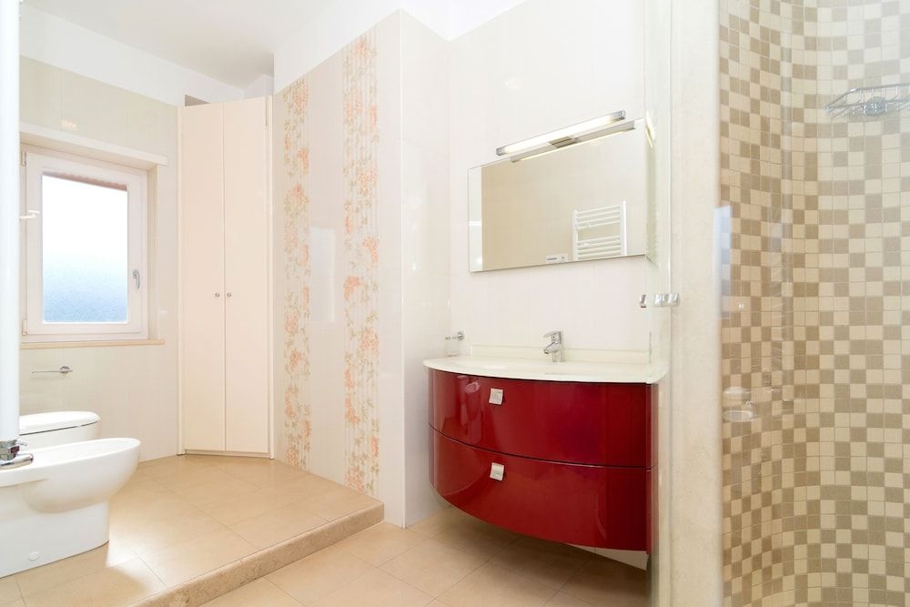 Emily Suites3