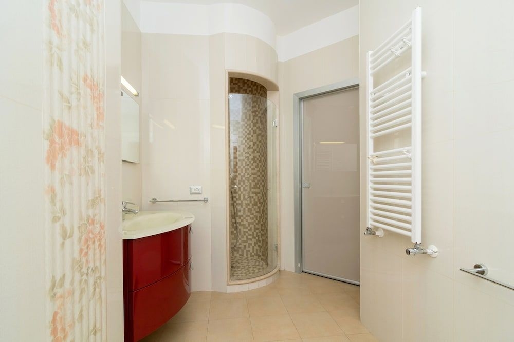 Emily Suites2
