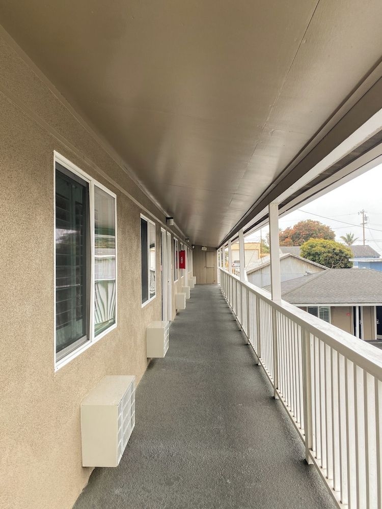 Rockview Inn and Suites3