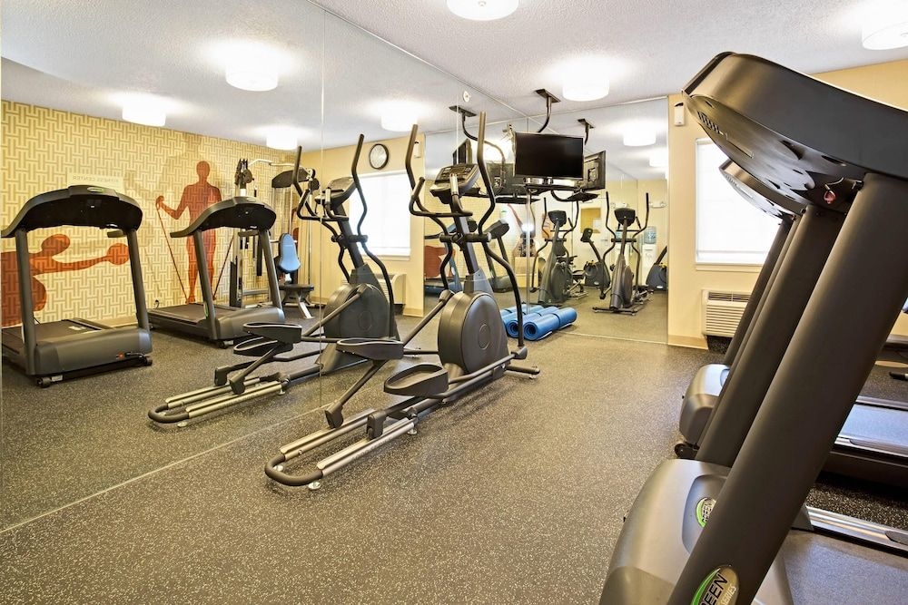 Hawthorn Suites Cincinnati Blue Ash1