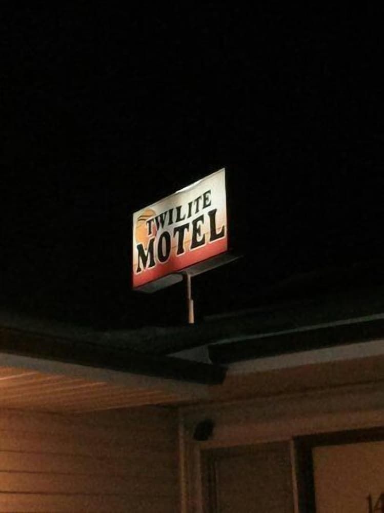 Twilite Motel1