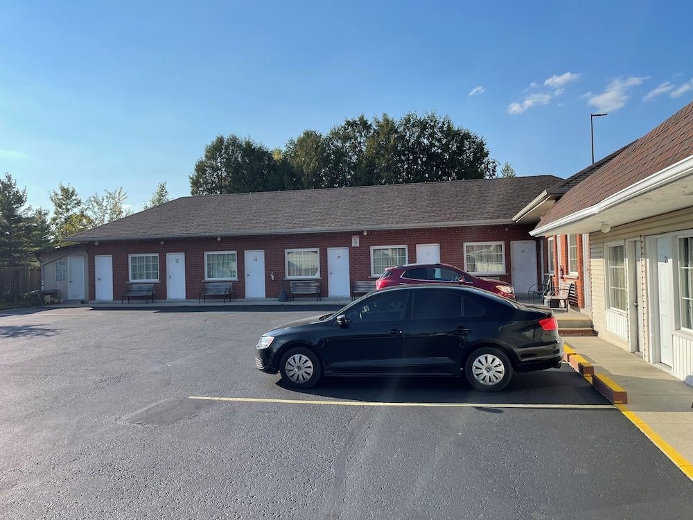 Wayfare Motel0
