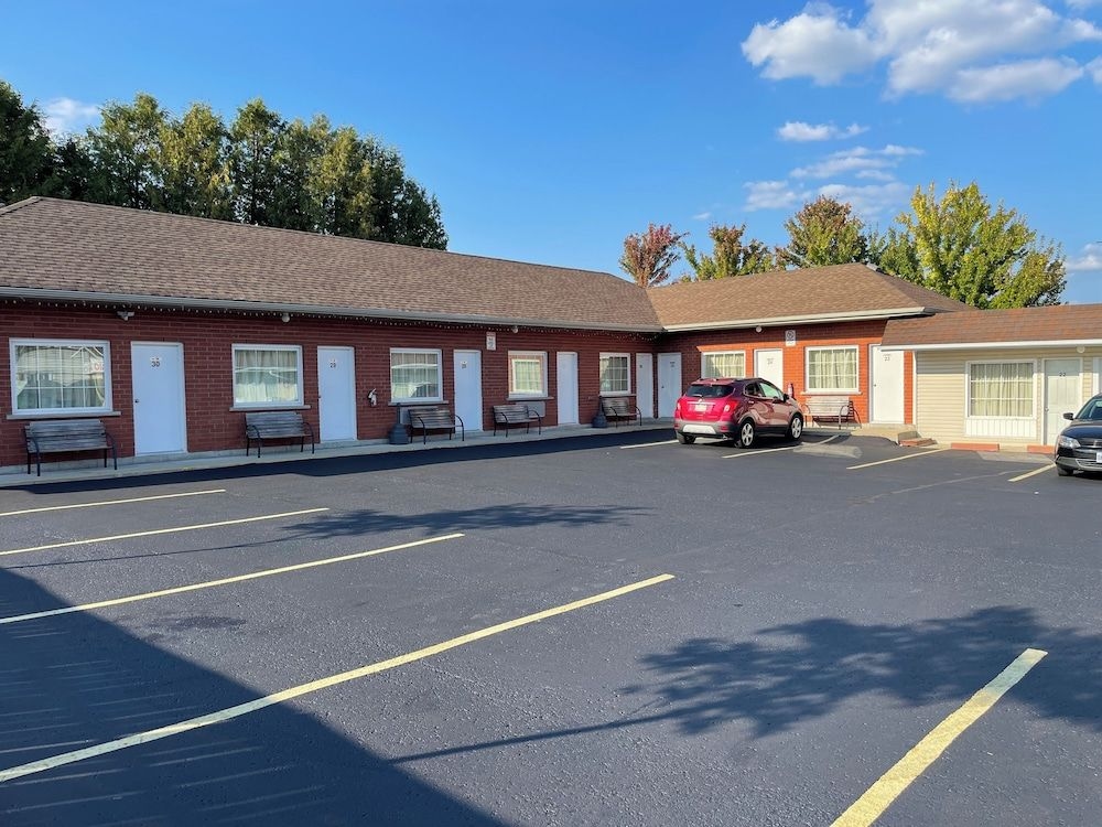 Wayfare Motel2