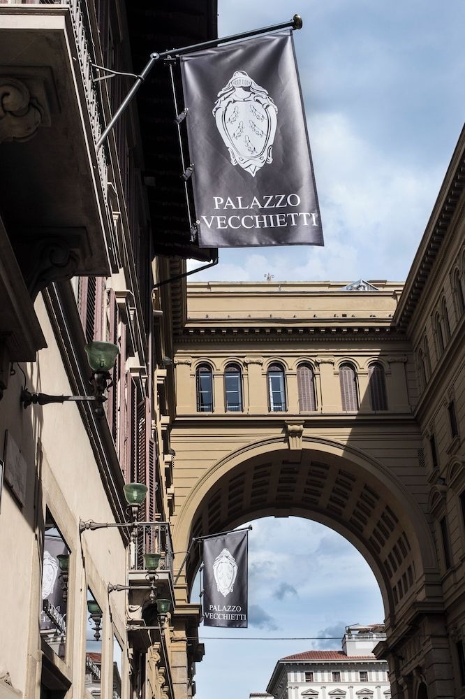 Palazzo Vecchietti3