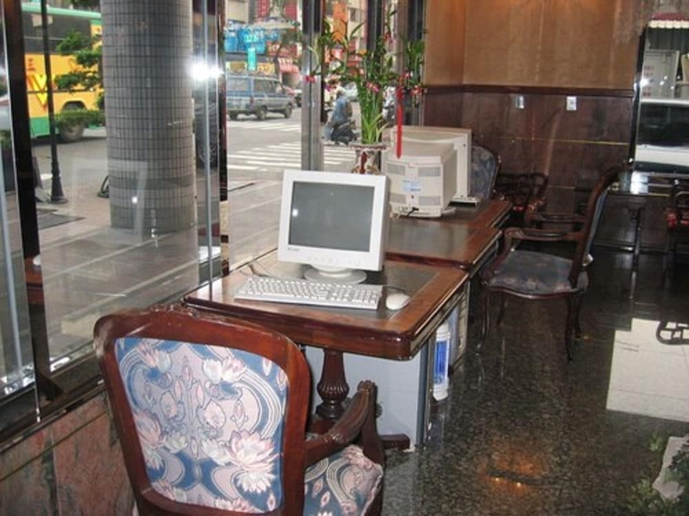 Noble Hotel4