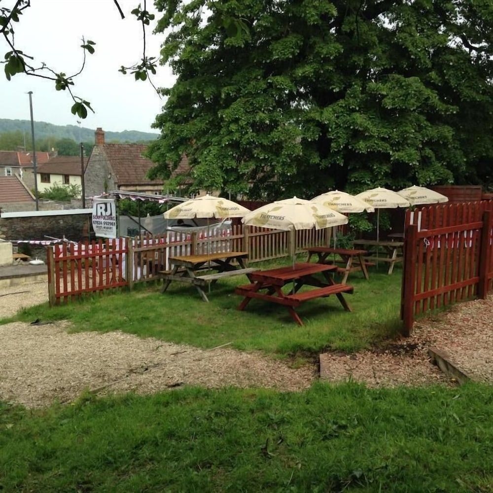 The Crown Inn0