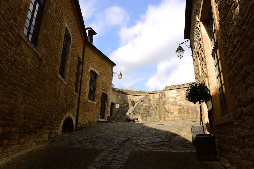 Le Chateau Fort2