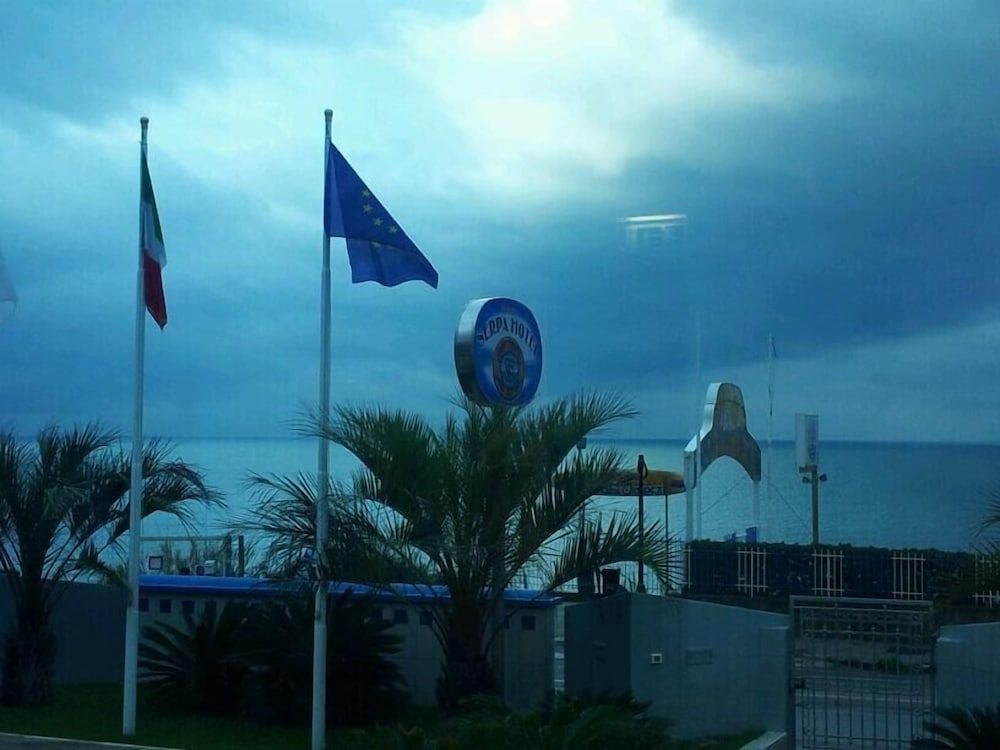 Serpa Hotel3