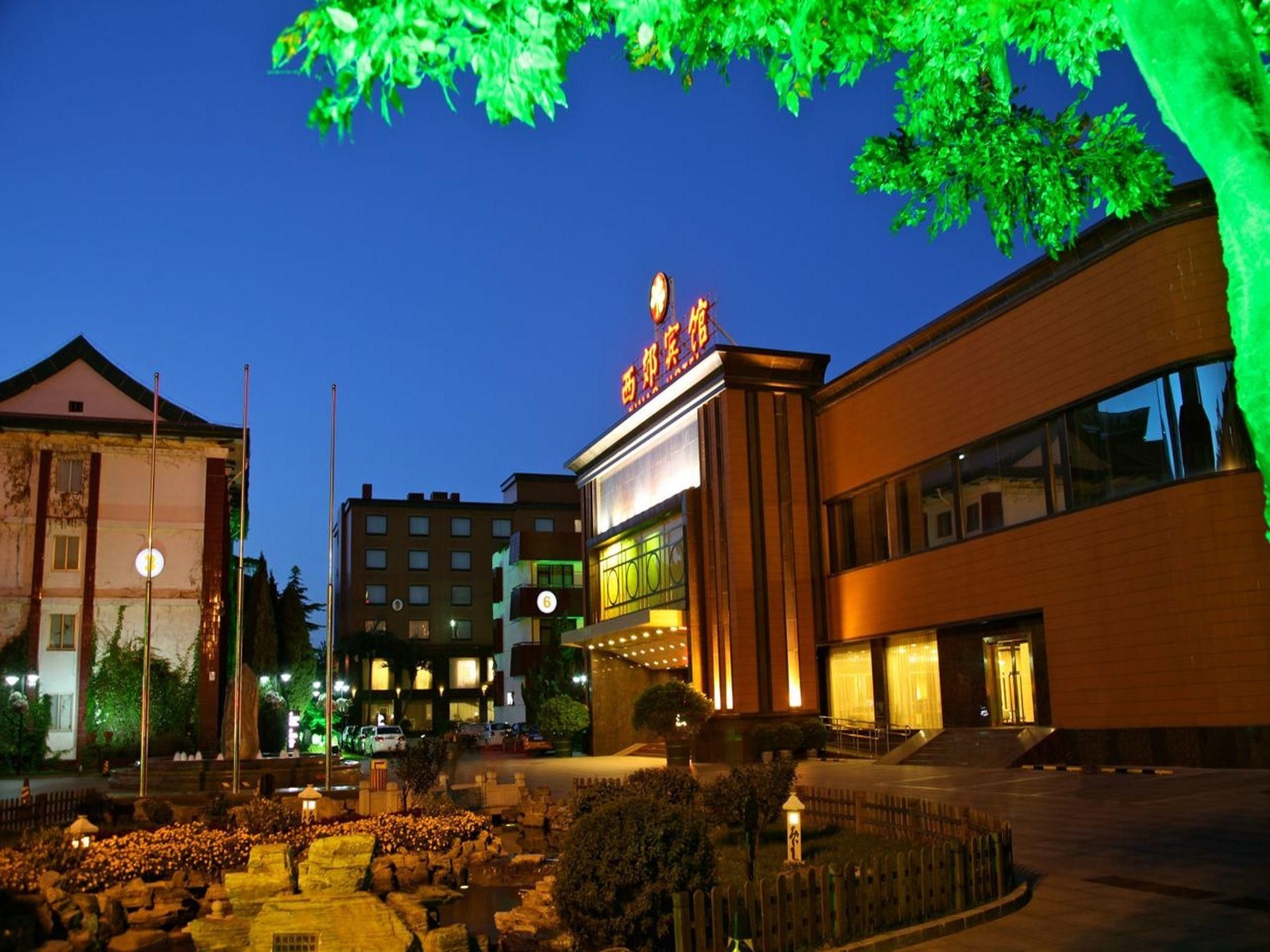 โรงแรมซีเจียว (Xijiao Hotel)0