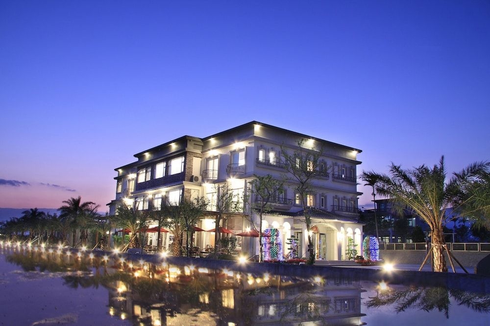 โรงแรมสปริง เฟาน์เทน (Spring Fountain Hotel)0