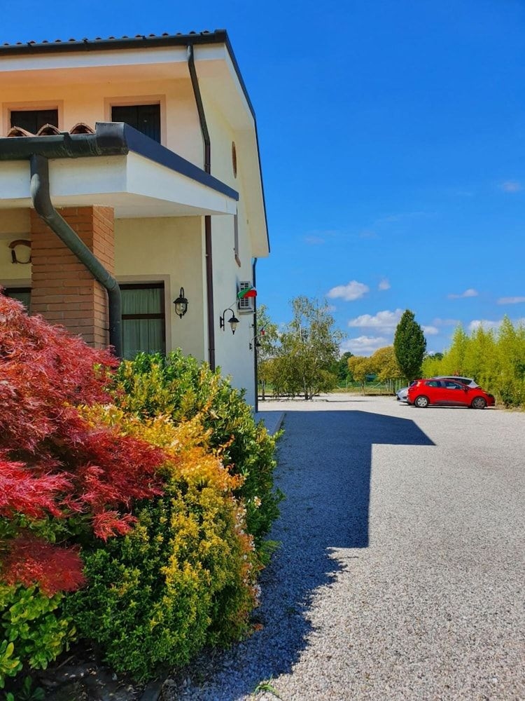 Agriturismo il Cascinale0