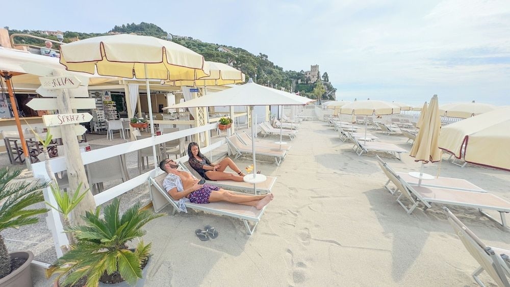 Hotel La Bussola0