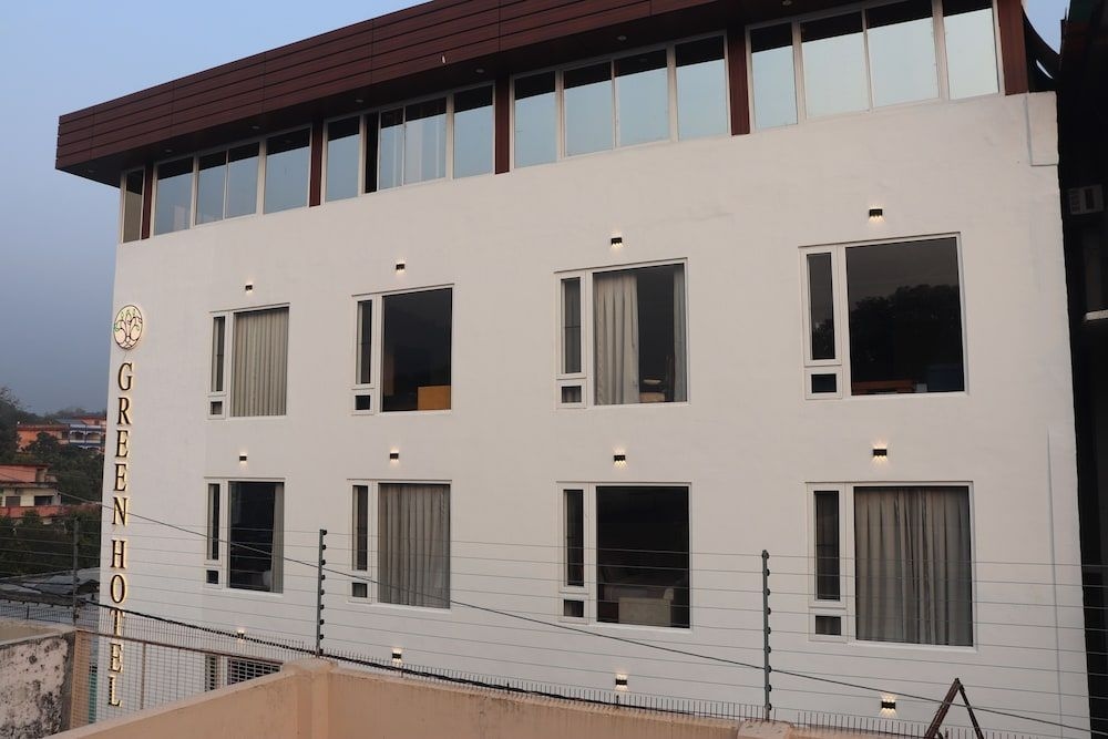Green Hotel3