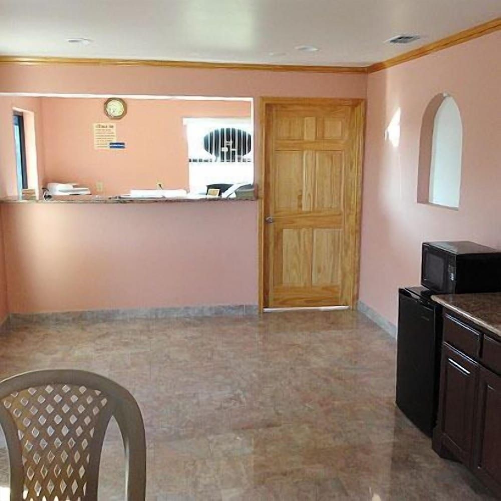 Knights Inn and Suites Stephenville0