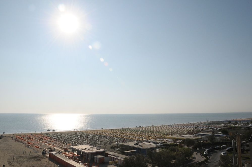 Club Hotel Dante Cervia1