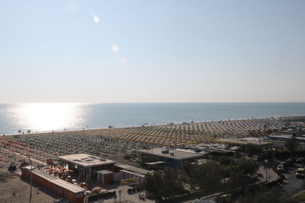 Club Hotel Dante Cervia0