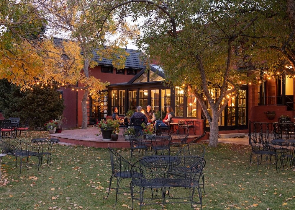 Chamberlin Inn3