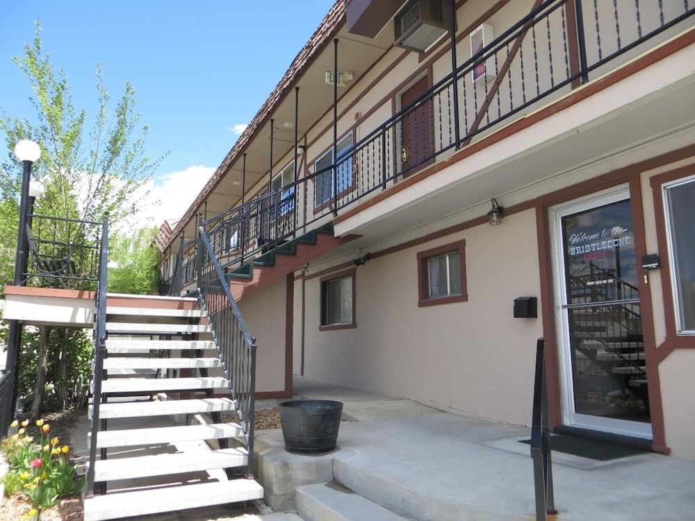 Bristlecone Motel4