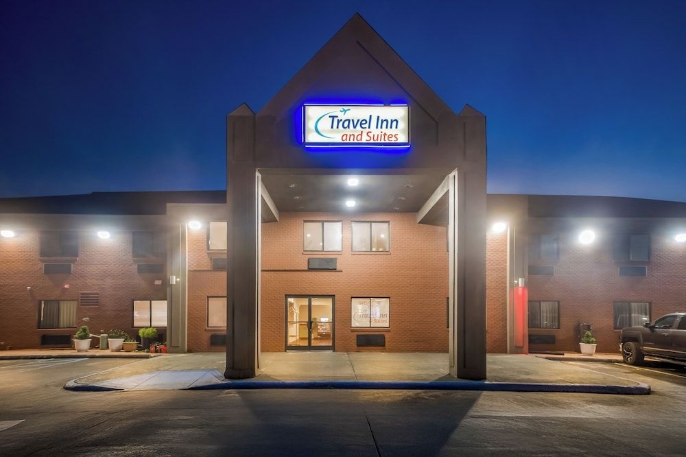 Country Hearth Inn - Sikeston1